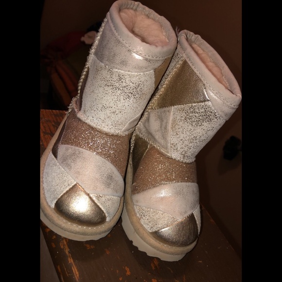 Ugg Boots - Picture 3 of 4